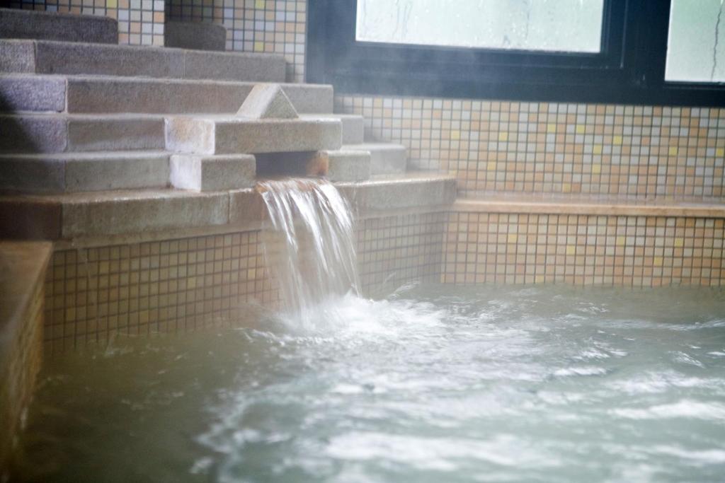 Chat Hot Spring Resort Цзилун Экстерьер фото
