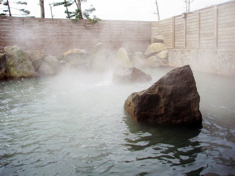 Chat Hot Spring Resort Цзилун Экстерьер фото